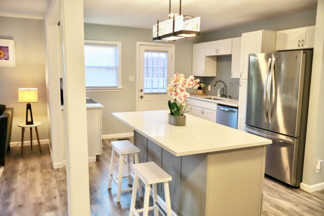 Foto del edificio - 618 Troy St