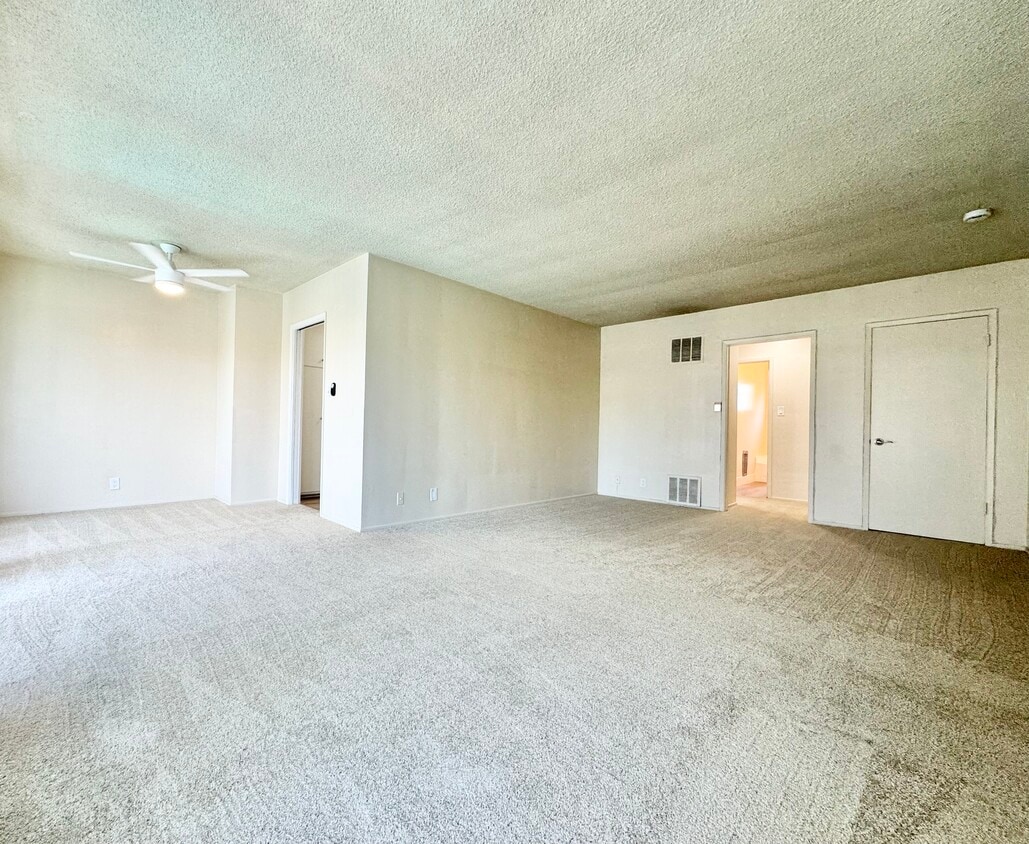 Foto principal - 1540 Laurel Ave
