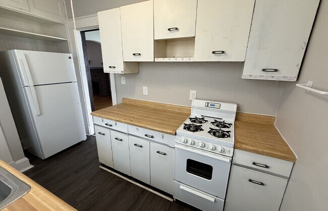 Foto del edificio - 2904 Jefferson Ave