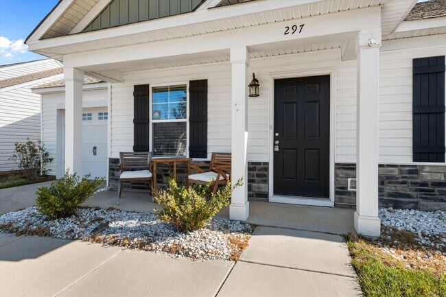 Building Photo - 297 Wahoo Cir