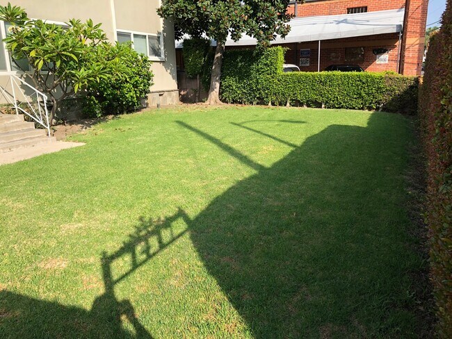 Foto del interior - 1417 S Holt Luxury Investments LLC