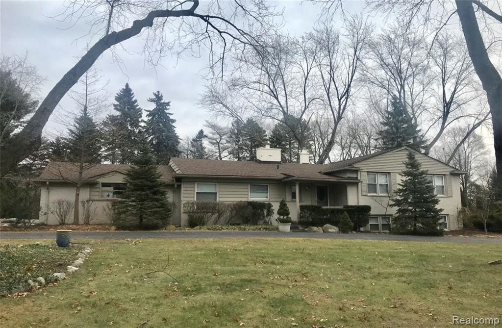 Primary Photo - 30700 Kirk Ln
