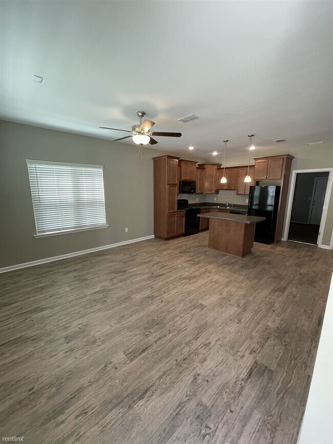 Building Photo - 3 br, 3 bath Townhome - 2208 Cedarbrook Court