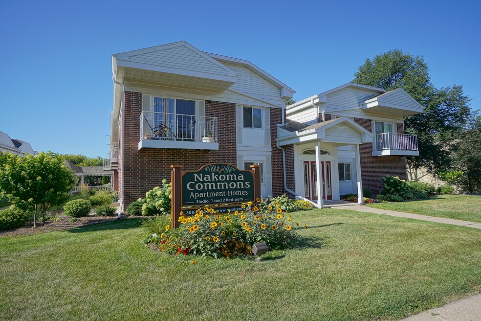 Nakoma Commons