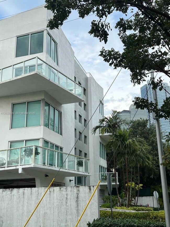 Foto del edificio - 1650 Brickell Ave