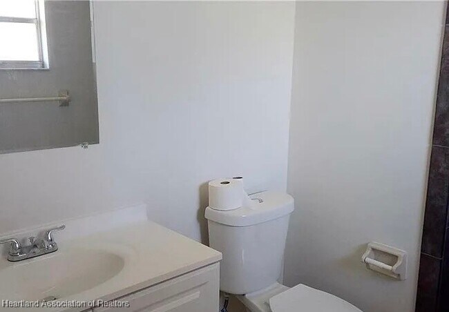 Foto del edificio - 101 Voss Ct