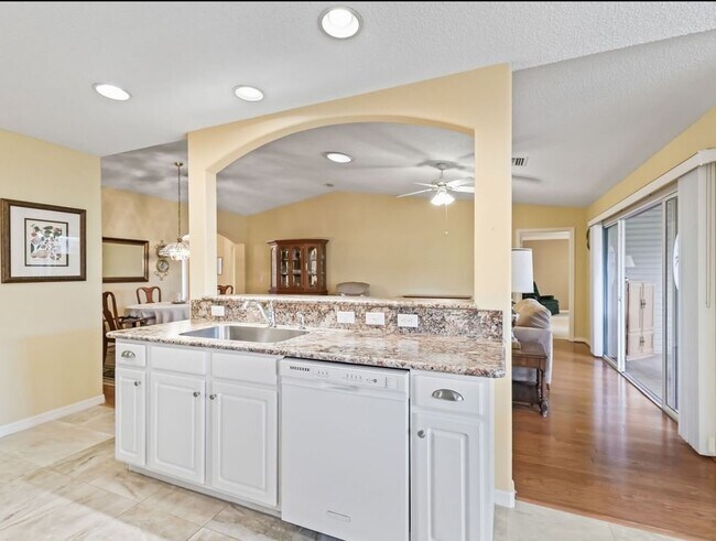 Foto del edificio - 32937 Enchanted Oaks Ln