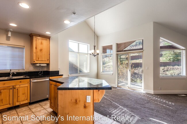 Building Photo - 3 br, 2 bath House - 5140-A Cove Canyon Drive