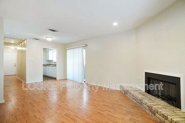 Building Photo - 4908 Byers Ave