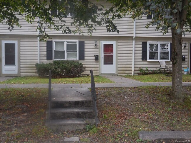 Building Photo - 16 Patton Dr