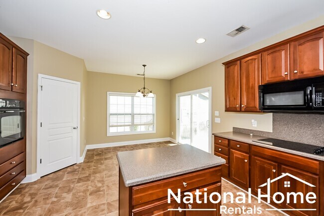Building Photo - 112 Maple Ridge Ct
