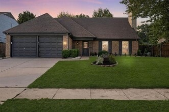 Building Photo - 4004 Willow Run Dr Building Photo - 4004 Willow Run Dr