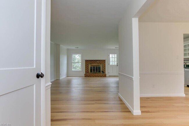 Foto del edificio - 2637 N Elizabeth Harbor Dr