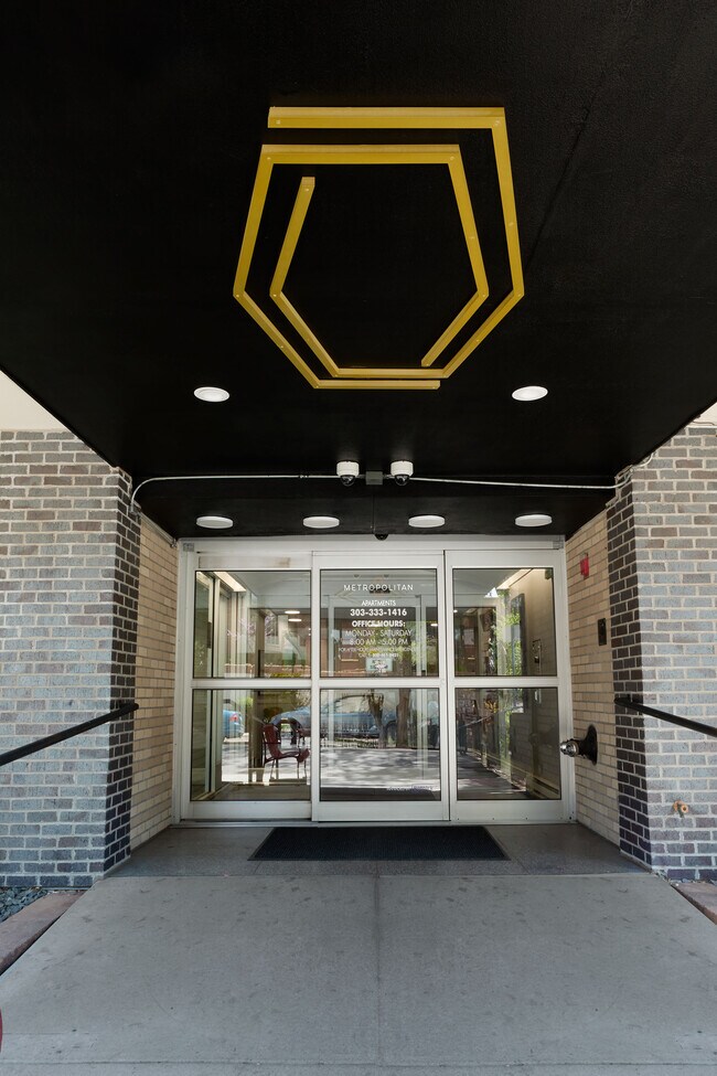 Metropolitan at Cheesman Park Apartments in Denver, CO