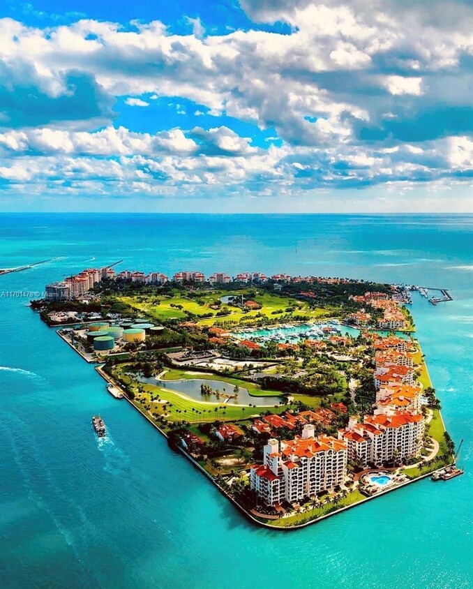 Foto principal - 19133 Fisher Island Dr