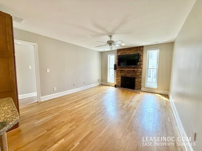 Photo - 220 13th St SE Apartment