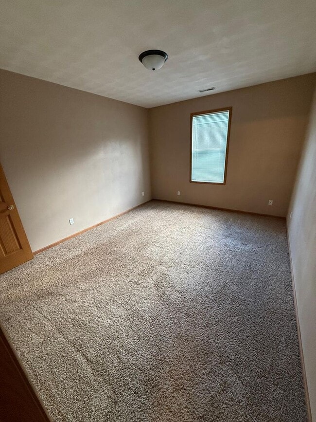 Building Photo - 10302 Metalmark Ln