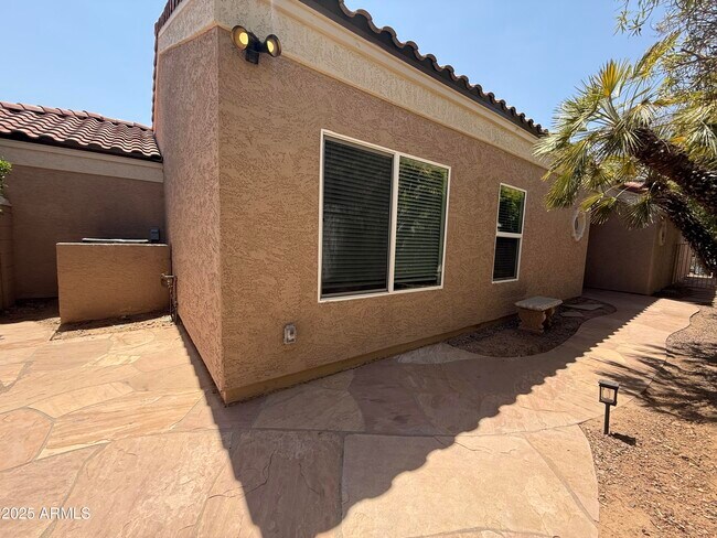 Building Photo - 16222 S 34th Way