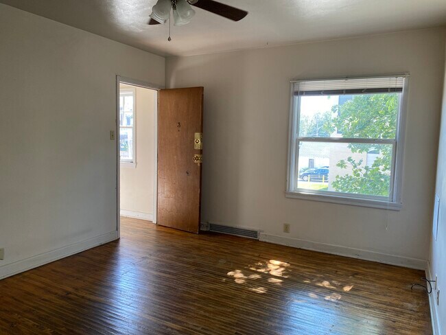 Foto del edificio - 2518 Hunt St