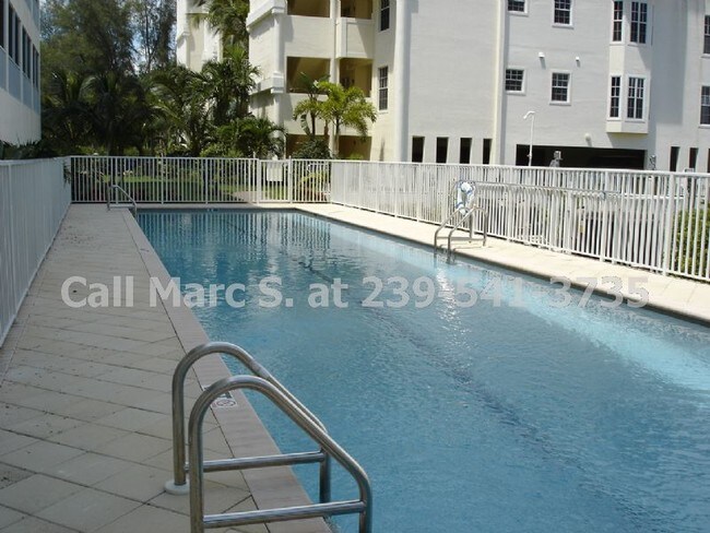 Foto del edificio - 4235 SE 20th Pl