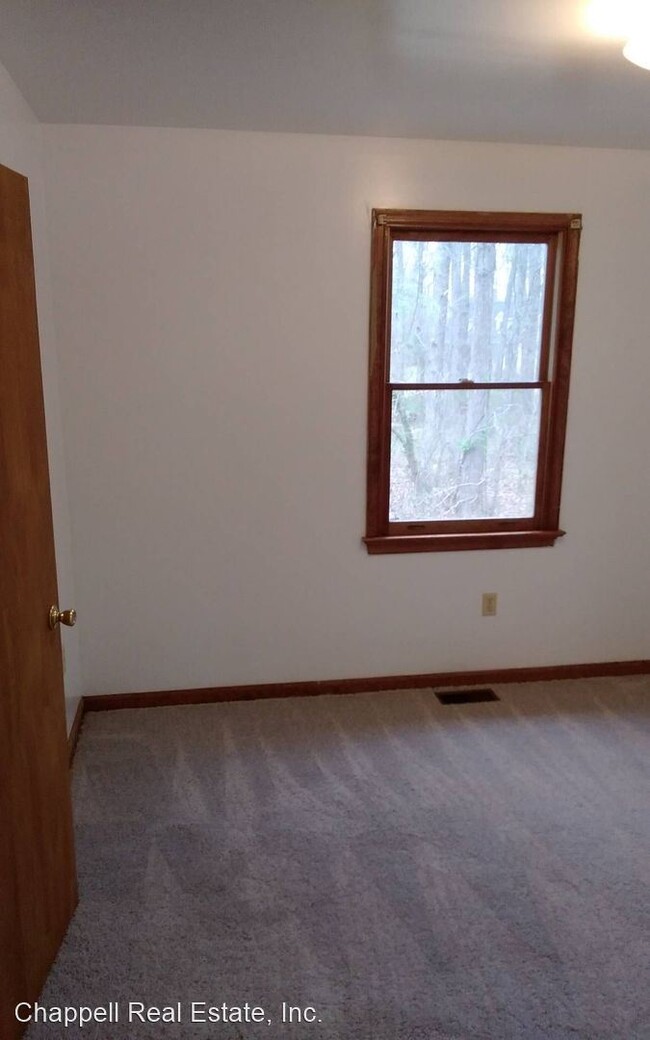 Building Photo - 3 br, 1 bath House - 4527 Prince George Dr.