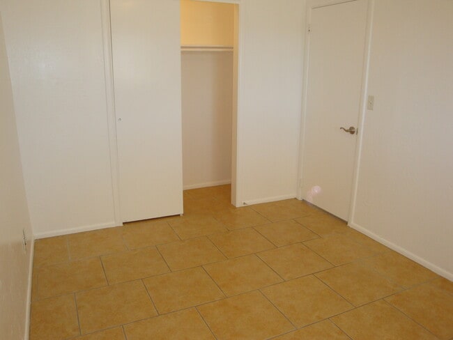 Foto del edificio - 510 N Ironwood Dr