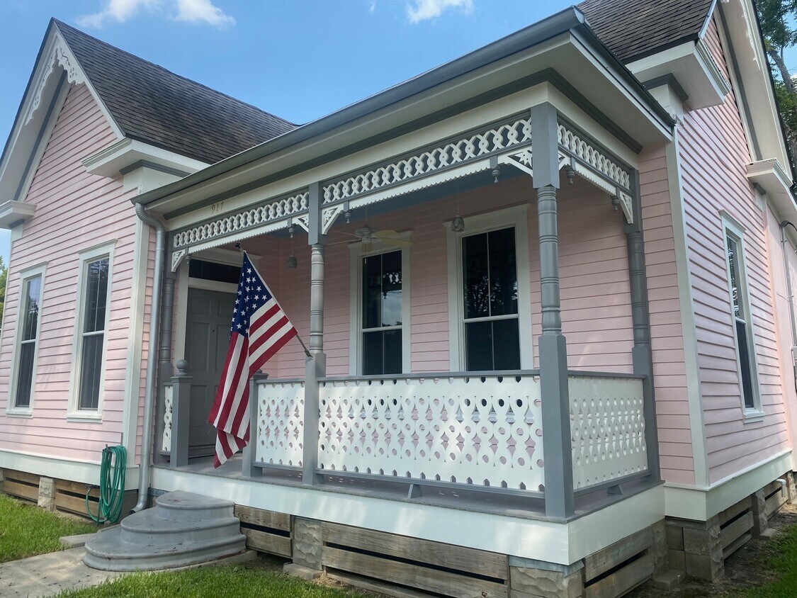Foto principal - 917 Pinckney St