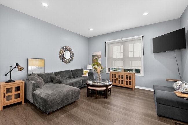 Foto del edificio - 1012 Jackson St