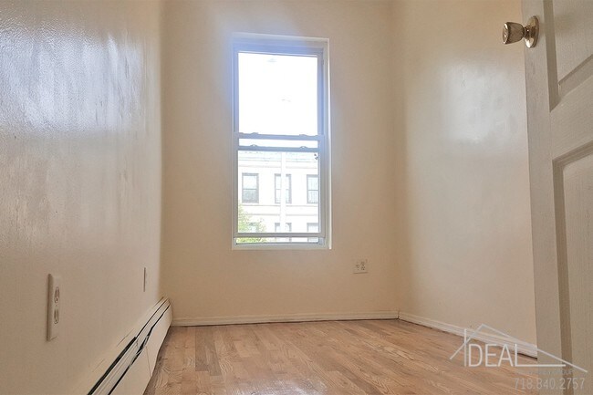 Building Photo - 608 Sterling Pl