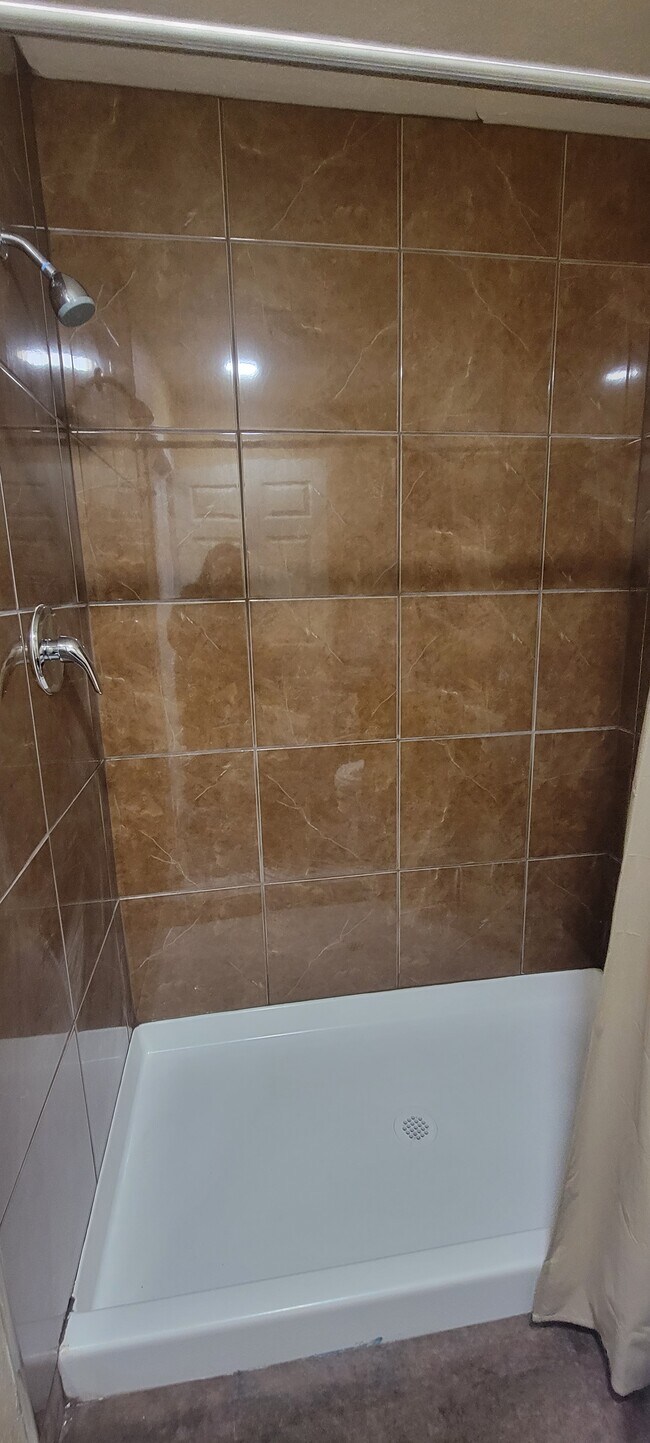 Building Photo - 2261 Young Ave