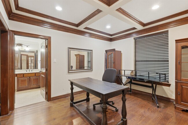 Building Photo - 5330 Fayette St