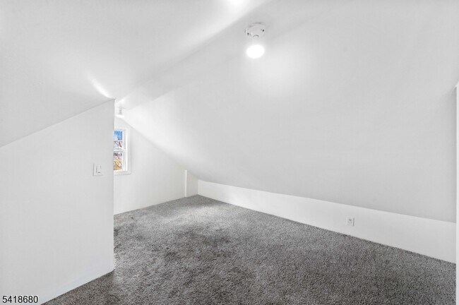 Foto del edificio - 334 Pine St