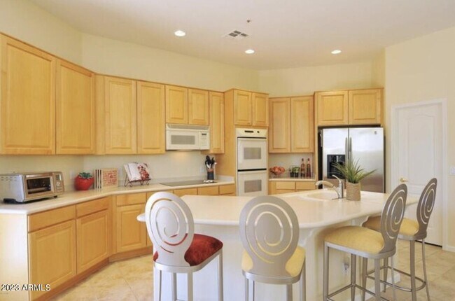 Building Photo - 8182 E Sierra Pinta Dr