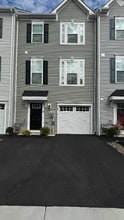 Building Photo - 23 Hunters Dr