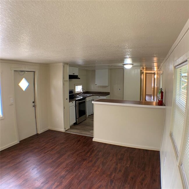 Building Photo - 5035 E Hunts Ct