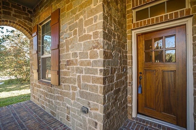 Building Photo - 3 Tidwillow Pl