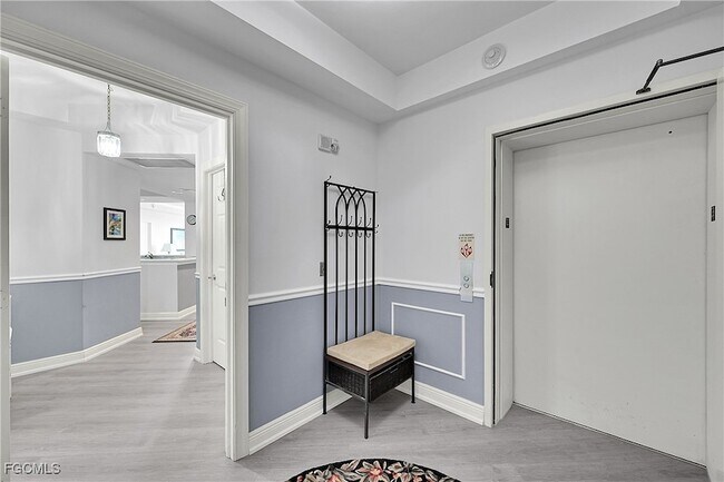 Foto del edificio - 2743 First St