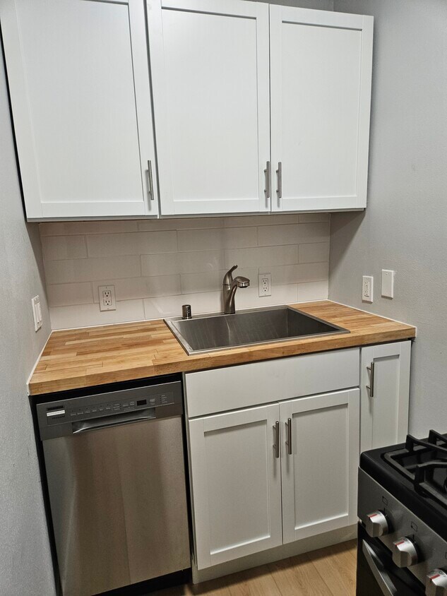Foto principal - 452 W Doty St