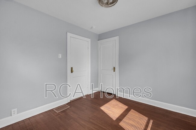 Foto del edificio - 2449 Wheeler St