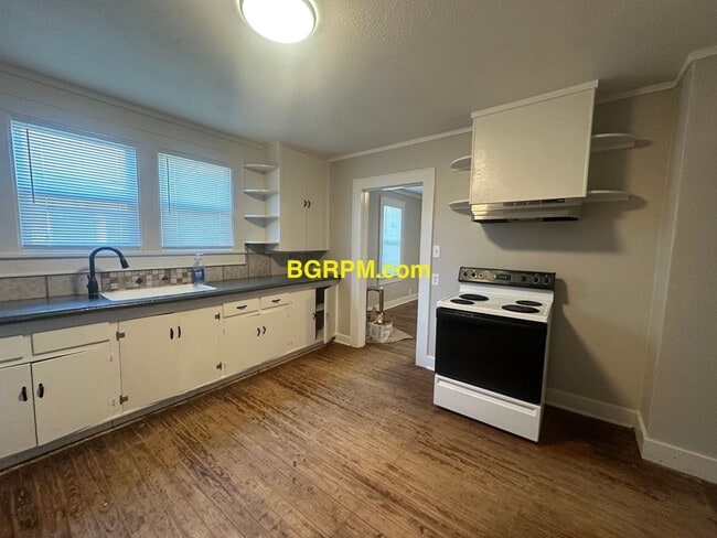 Foto del edificio - 2 Bed 1 Bath