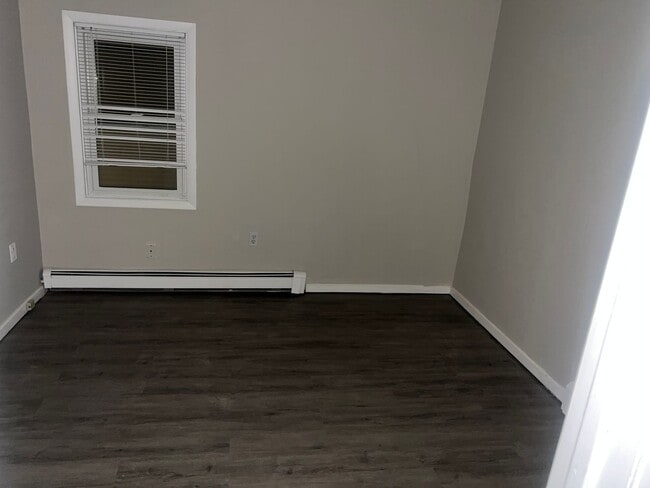 Building Photo - 111-115 EAST STREET LLC