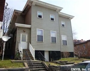 Building Photo - 910 Salina St