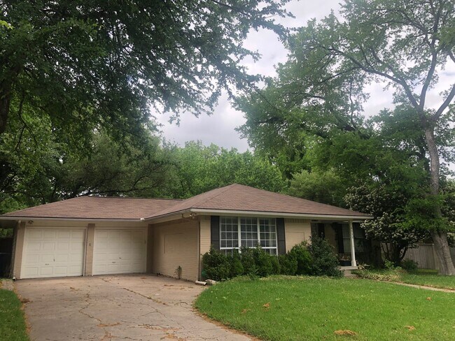 Building Photo - 6557 Danbury Ln