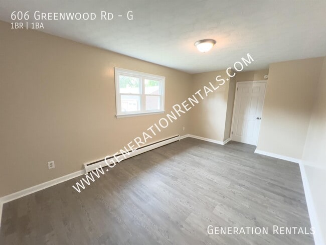 Foto del edificio - 606 Greenwood Rd