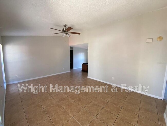Foto del edificio - 9520 Drakemill Ct