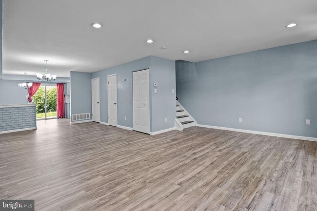 Building Photo - 1392 Argyle Way