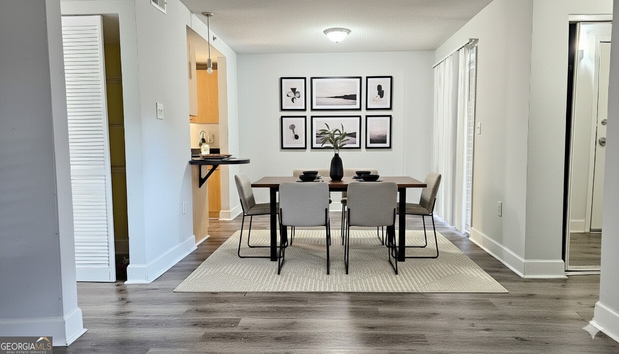 Foto principal - 387 Ralph McGill Blvd NE