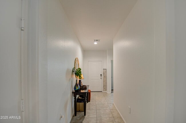 Foto del edificio - 5267 E Diatomite Dr