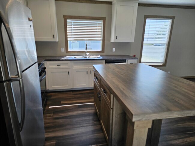 Foto del edificio - 2101 SW 38th St