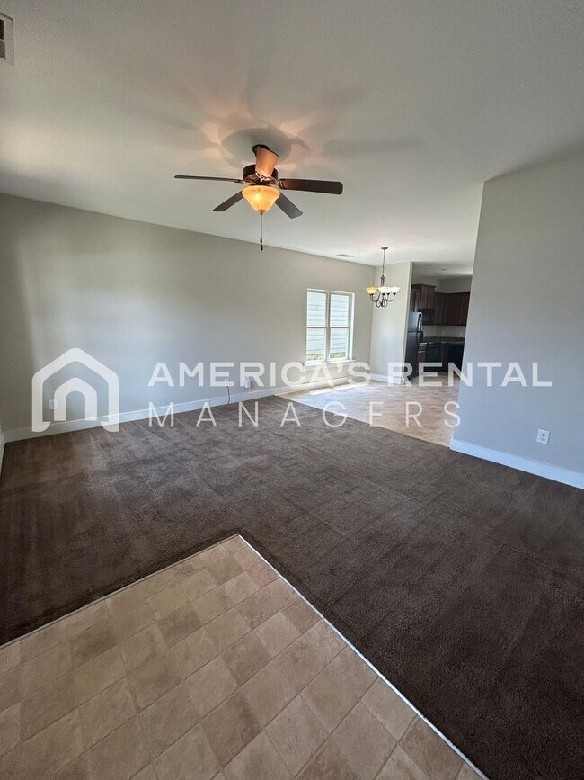 Foto del edificio - Spacious Home for Rent in Calera! View with 48 Hours Notice!